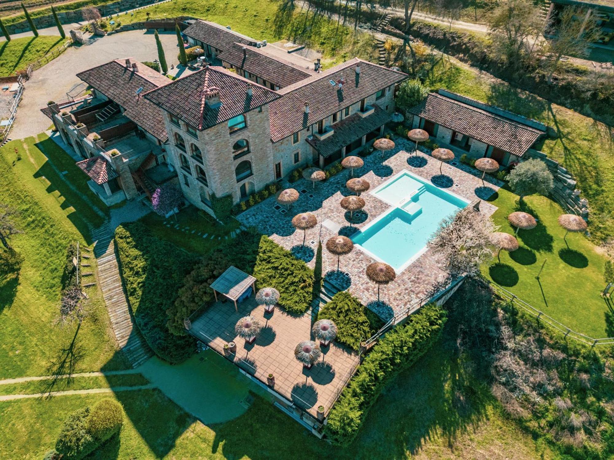 I Tre Poggi Dimora Di Charme Villa Canelli Luaran gambar